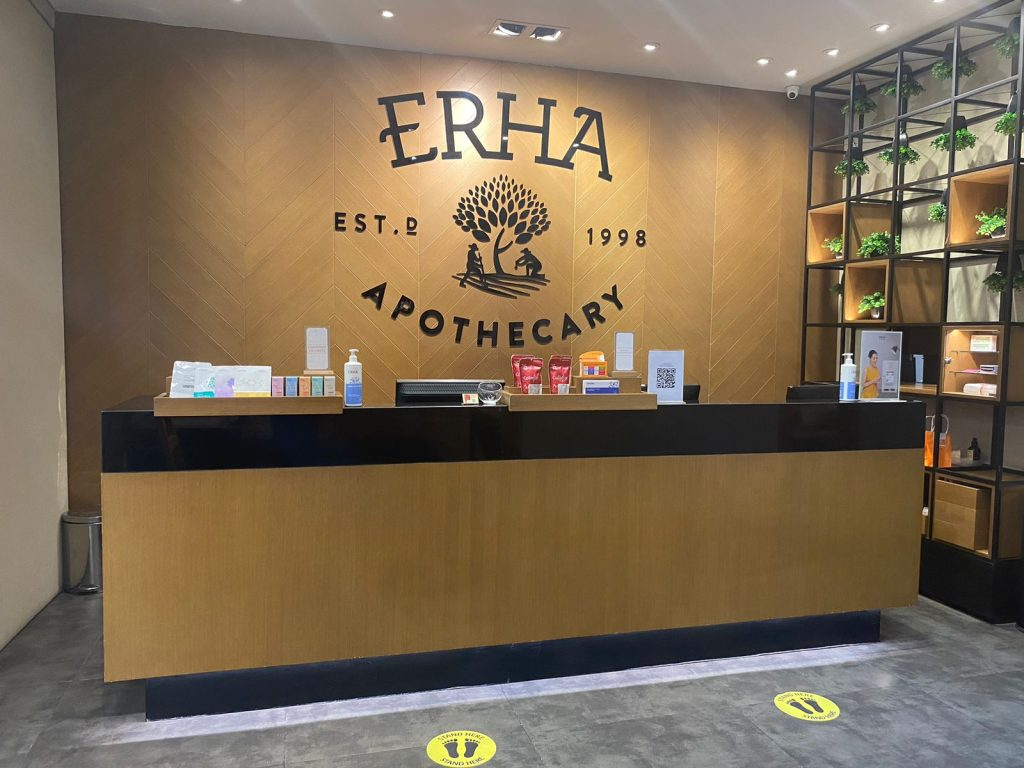 Franchise Erha Clinic: Peluang Bisnis Kecantikan & Strategi Investasi