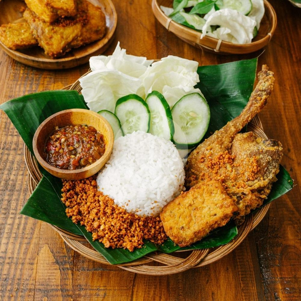 Menu Franchise Ayam Goreng Ibu Lemoe 