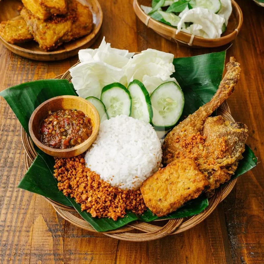 Menu Franchise Ayam Goreng Ibu Lemoe 