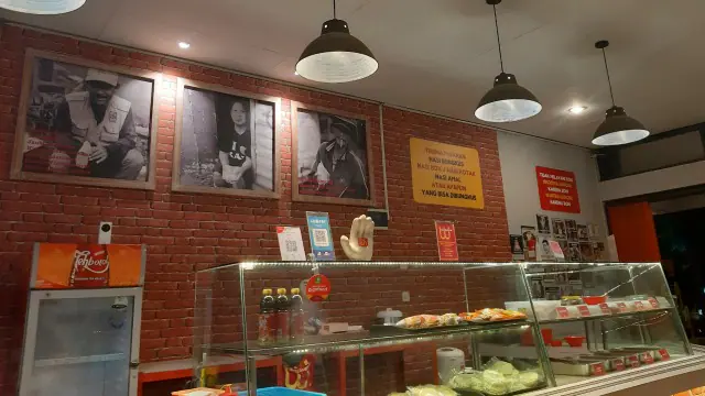 franchise warteg hipster