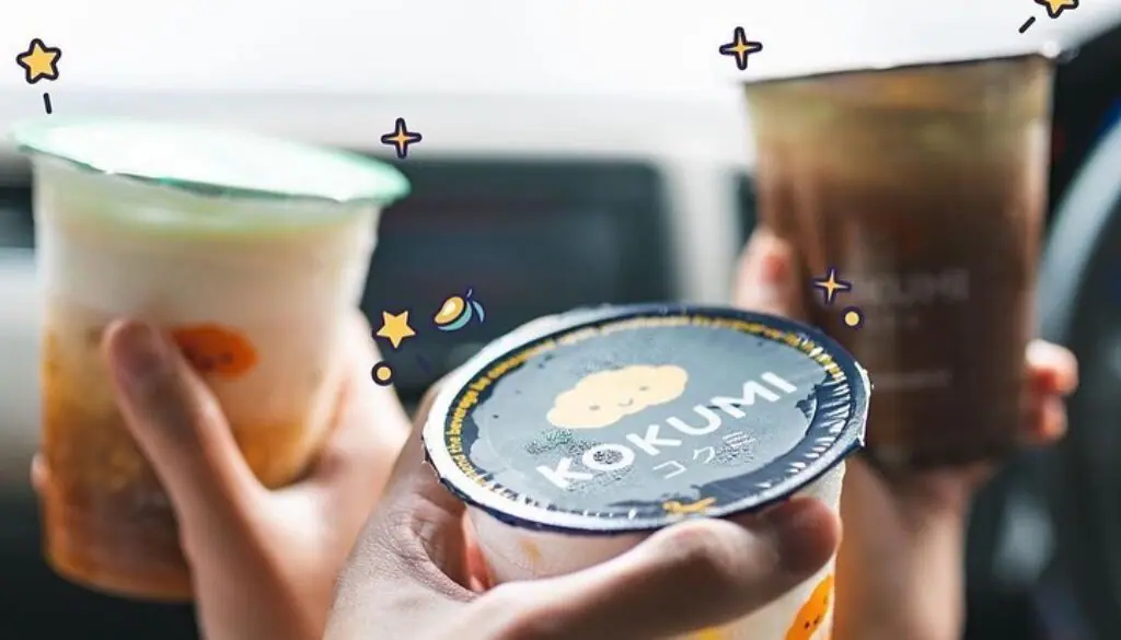 Proyeksi Pendapatan Bulanan Franchise Kokumi Cafe