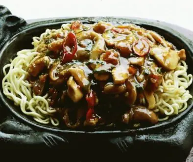 Fasilitas yang Didapat dari Franchise Mie Hotplate Singapore
